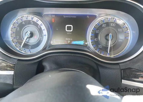 2018 Chrysler 300 Limited Awd из США, поврежденный, VIN 2C3CCAKG2JH240883